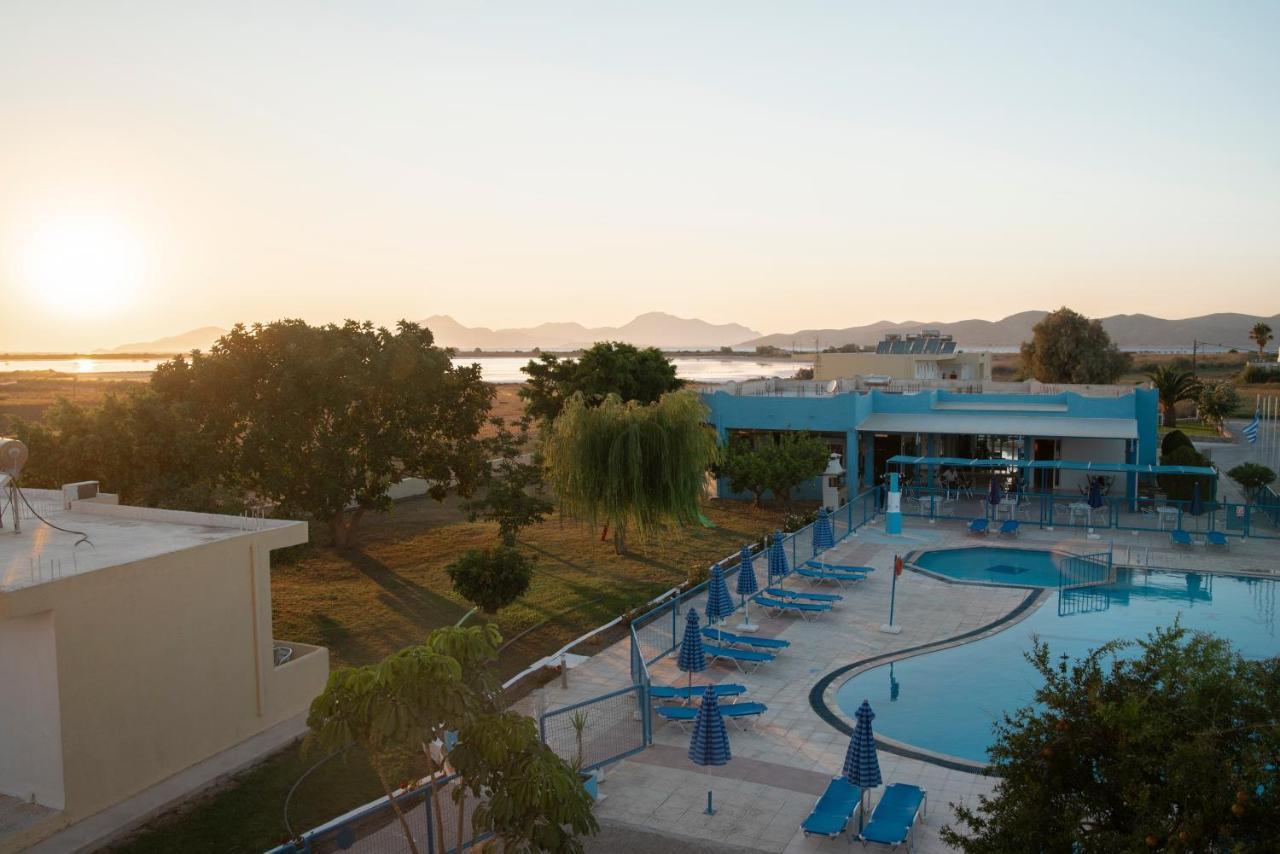 Oasis Aparthotel Tigaki