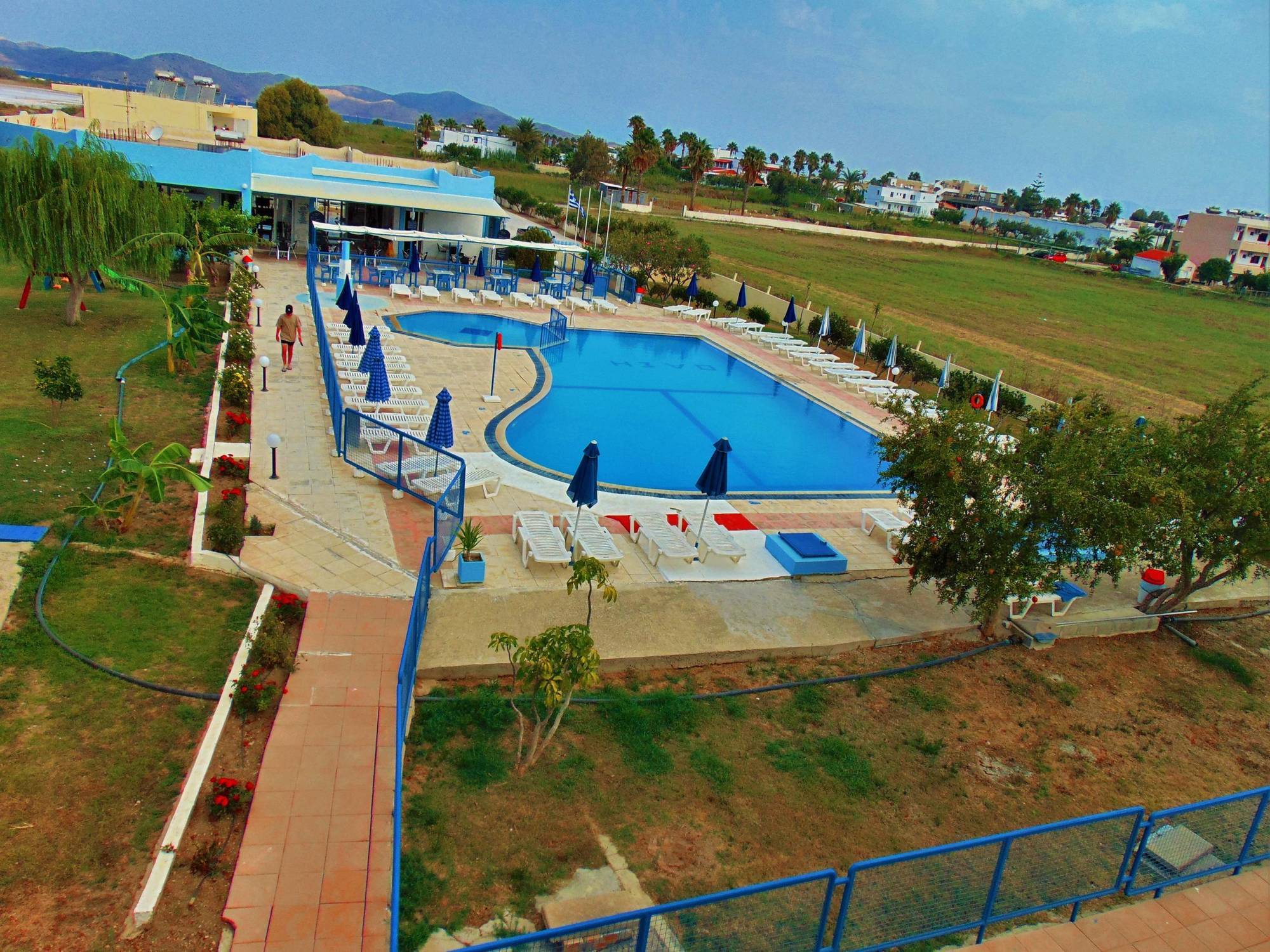Oasis Aparthotel